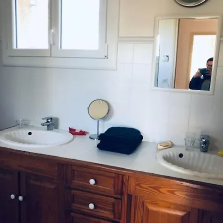 Appartement Duplex 130m2 Dans Un Mas Entouré De Vergers - Piscine
