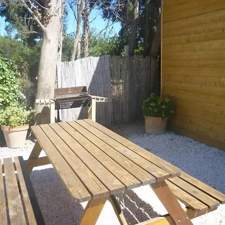 Appartement Duplex 130m2 Dans Un Mas Entouré De Vergers - Piscine *