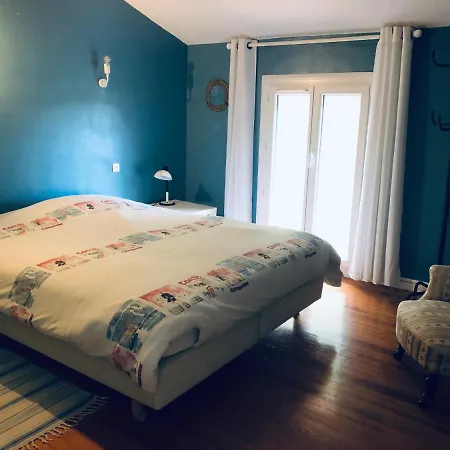 Duplex 130m2 Dans Un Mas Entouré De Vergers - Piscine *