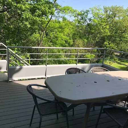 Duplex 130m2 Dans Un Mas Entouré De Vergers - Piscine